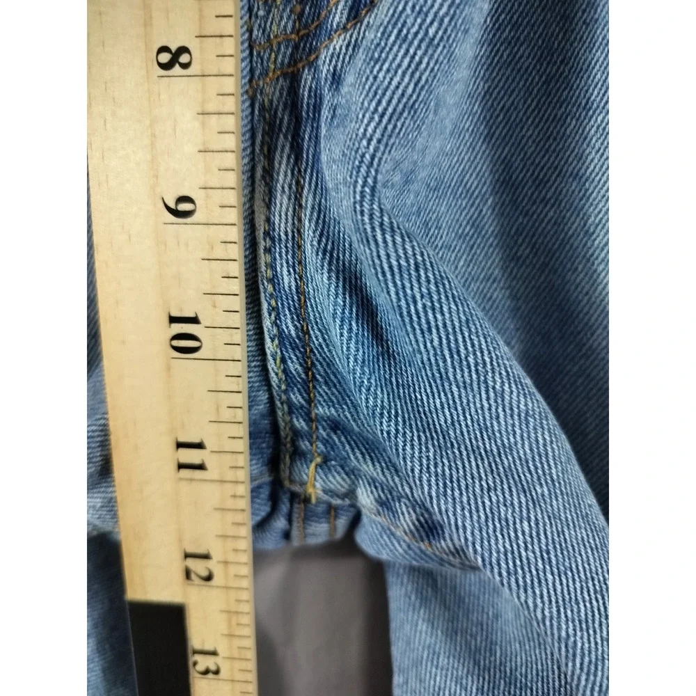 Levis levi 550